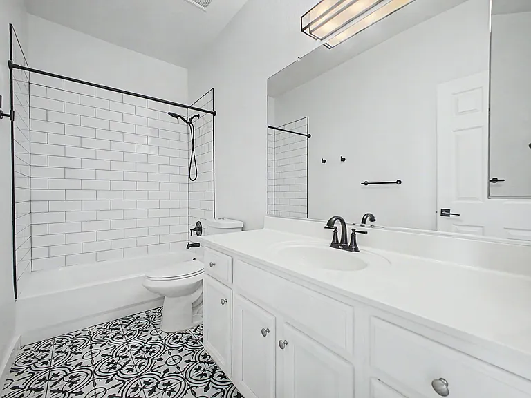 7251 E Lakeview Ave — Photo 24