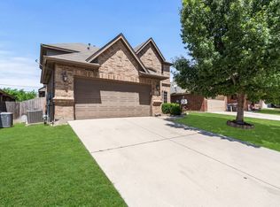 6137 Redear Dr, Fort Worth, TX 76179