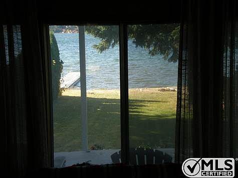 land and lake place 046