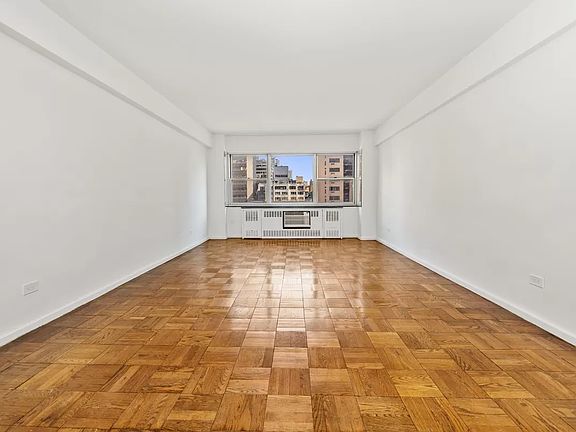 2nd image of 333 E 46th St APT 10B