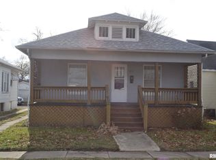 815 E Noleman St, Centralia, IL 62801