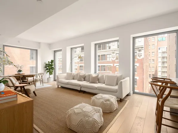 30 East 31st Street image 1 of 15