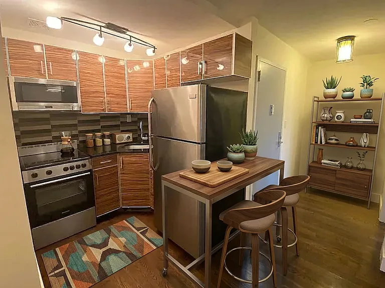 924 Dean St #2LL — Photo 3