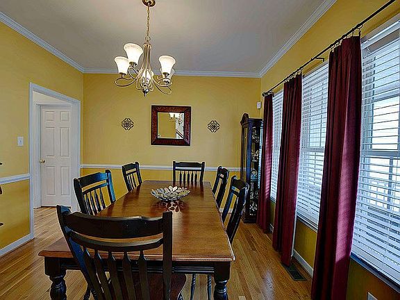 4th image of 6700 Arbor Meadows Dr