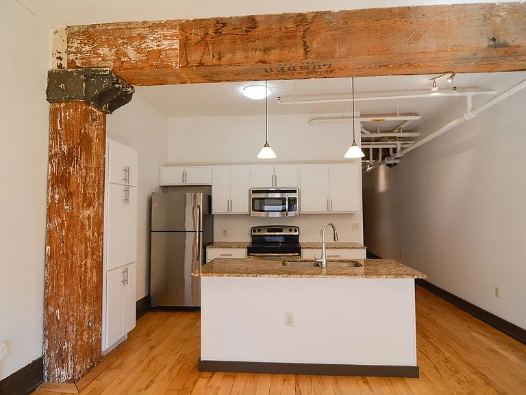 Bloc 12 Apartments — Photo 18