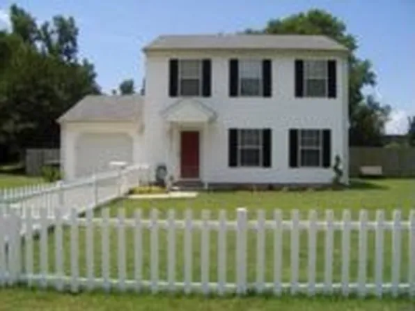 16 Segar St, Hampton, VA 23663