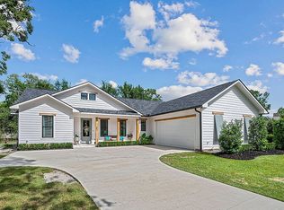 651 River Oaks Pl, Baton Rouge, LA 70815