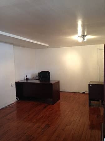 1st image of 212 Troutman St