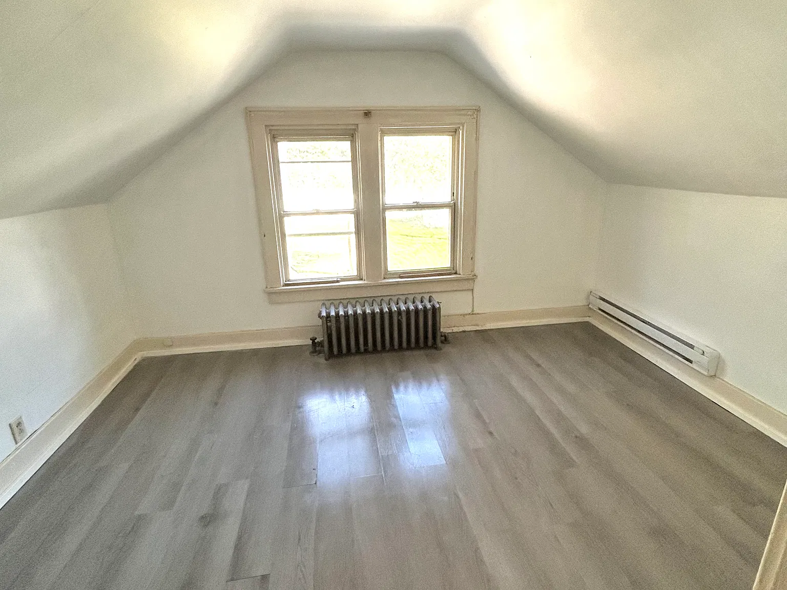 2 bed, $695 — Photo 2