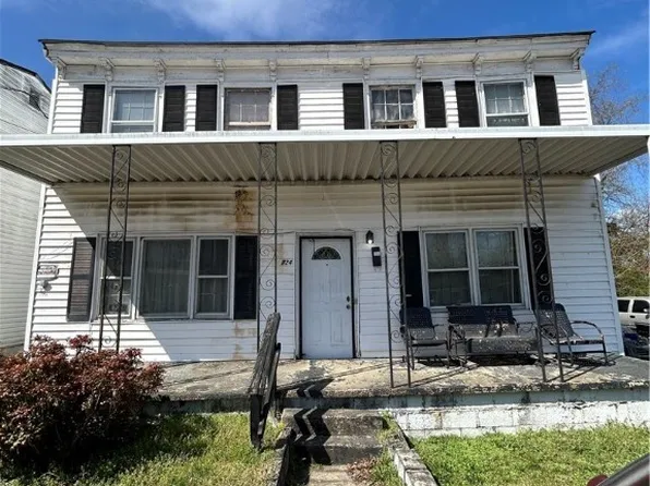 724 Wilson St, Petersburg, VA 23803