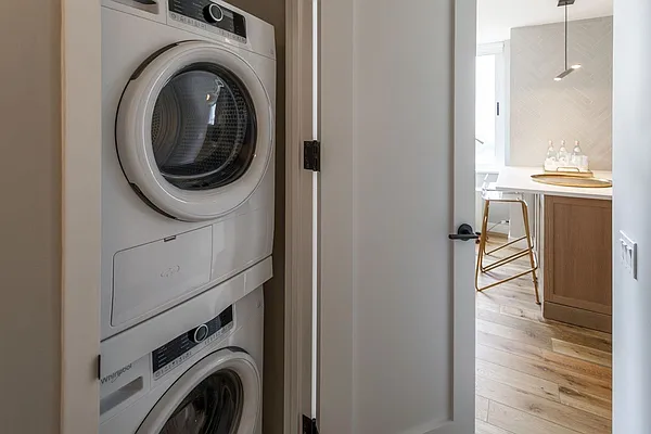 Rented by Bozzuto Management | media 25