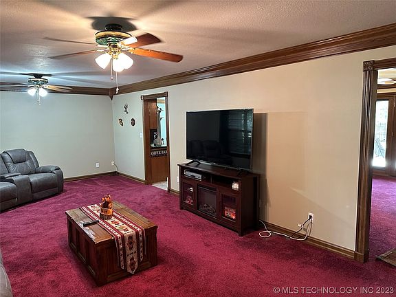 2nd image of 33682 Oak Park Dr