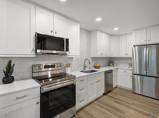 340 East Blf, Madison, WI 53704