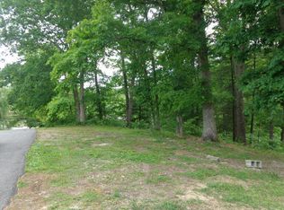 Aetna Ln, Beckley, WV 25801