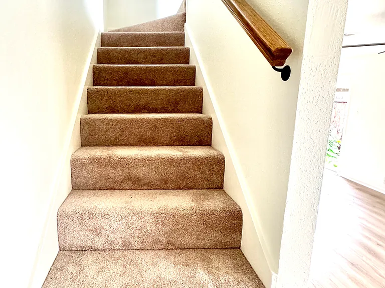 1118 Sunmeadow Dr — Photo 6