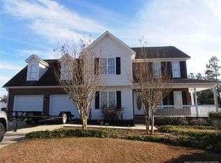 94 Robeson St, Spring Lake, NC 28390