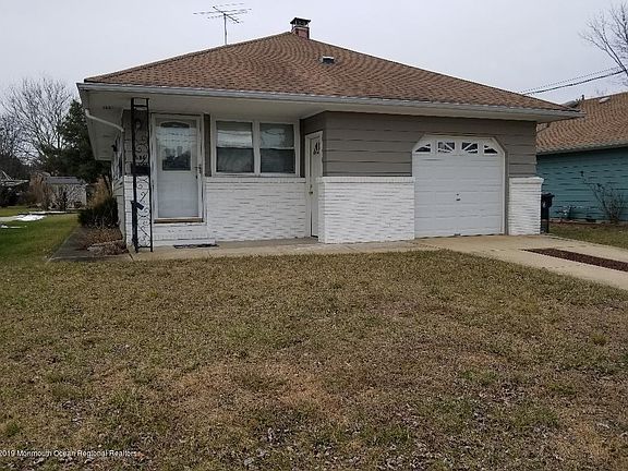 2nd image of 1686 Yorktowne Blvd