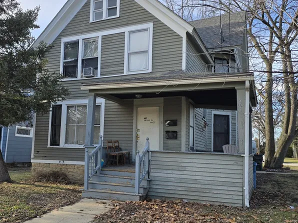 407 Grant Pl, Aurora, IL 60505