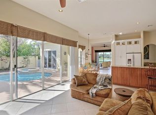948 Island Club Sq, Vero Beach, FL 32963