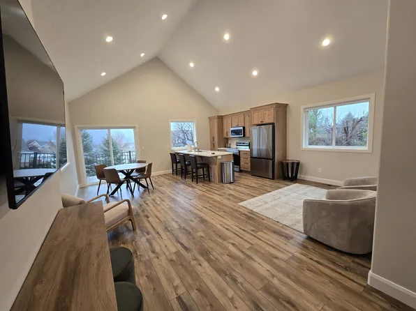 (undisclosed Address), Alpine, UT 84004