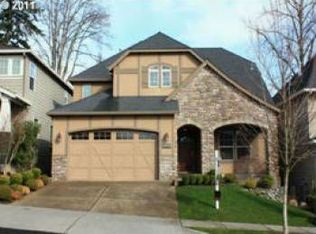 11750 SE Aerie Crescent Rd, Happy Valley, OR 97086