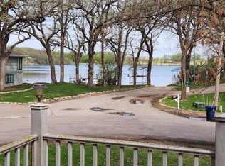 1005 Hill St, Milford, IA 51351