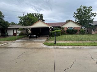 6428 Meadowlark Ln E, Watauga, TX 76148