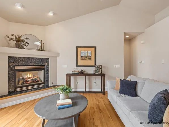 409 Sterling Dr, Cheyenne, WY 82009