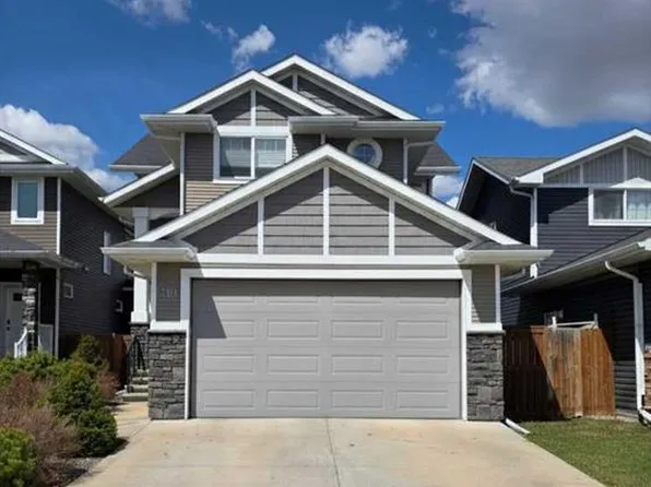 210 SE Viscount Dr, Red Deer, AB T4R 0M7
