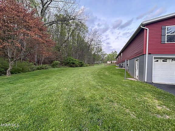 4th image of 245 Sandy Run Rd