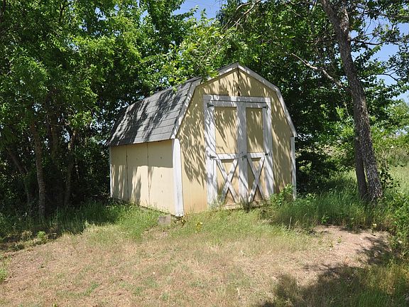 5th image of 1866 Old Mineral Wells Hwy