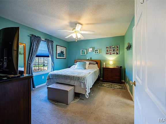 5th image of 150 Jacquie Ln