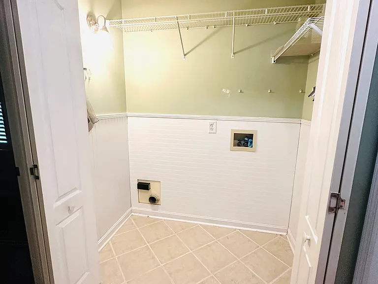 101 Foxwatch Cir — Photo 37