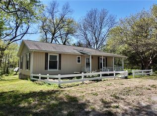 17930 S 1275th Rd, Nevada, MO 64772