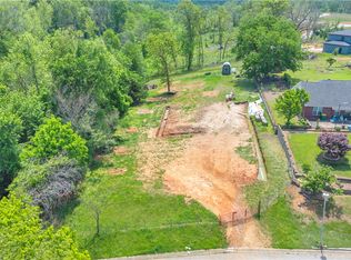 131 Hobbs Rd #11, Rogers, AR 72756
