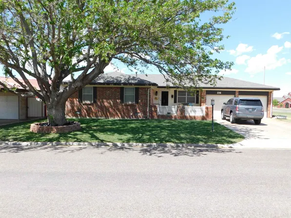 226 NE 20th St, Guymon, OK 73942