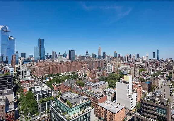 2nd image of 515 W 18th St APT 2101