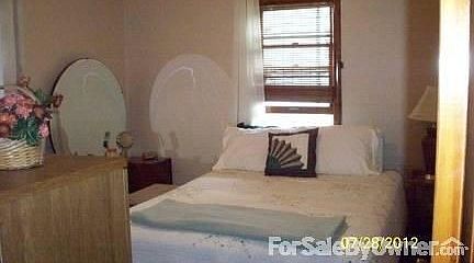 2nd image of 511 Spring St