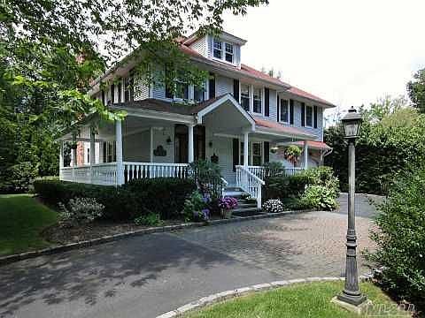 1st image of 8 Highland Pl
