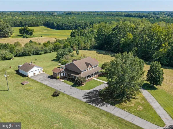 1032 Boxwood Rd, South Hill, VA 23970