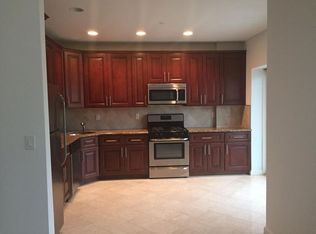 9003 Holland Ave, Far Rockaway, NY 11693