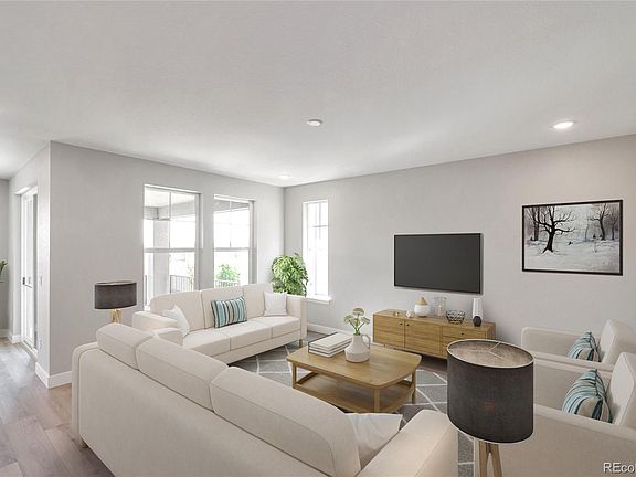 2nd image of 39565 Gwinett Circle