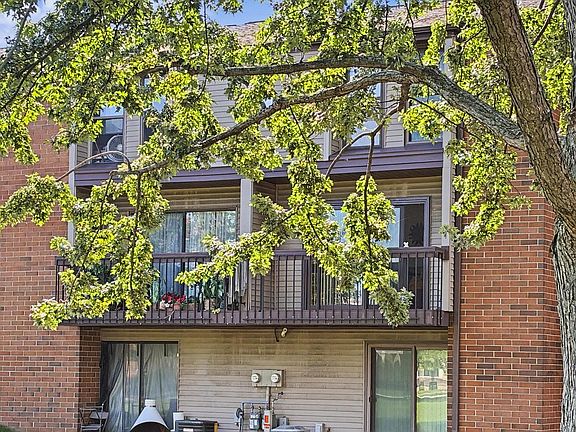 2nd image of 5209 S 13th STREET #M