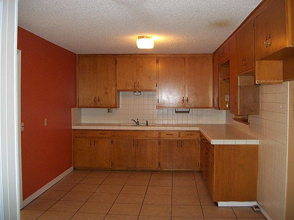 5th image of 113 Cedar Ave