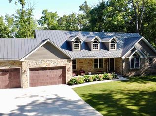 12472 Chuckanut Dr, Roscoe, IL 61073