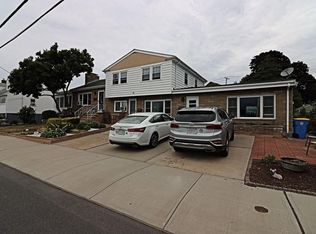 16 Franklin St #C, Winthrop, MA 02152