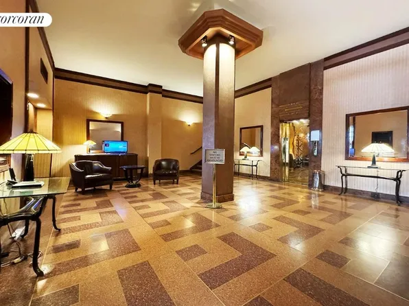 590 West End Avenue image 9 of 12