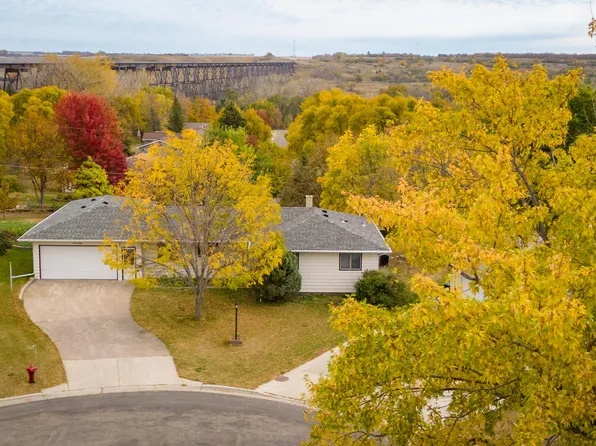 1450 Central Ave N, Valley City, ND 58072