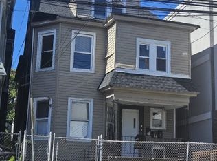 198 Rosa Parks Blvd, Paterson, NJ 07501