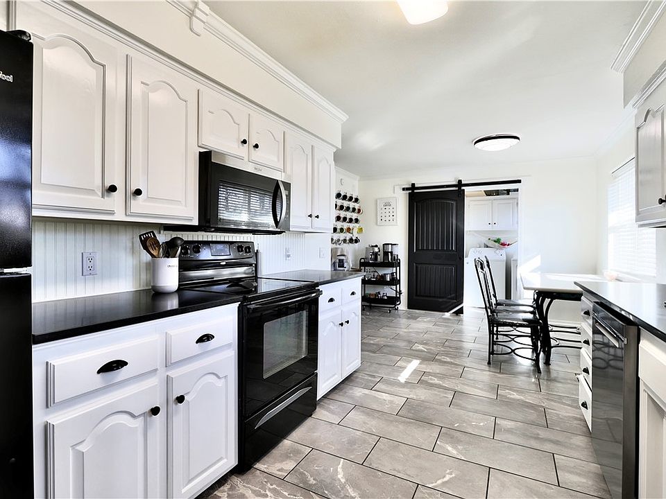 1st image of 1227 Countrywood Cir